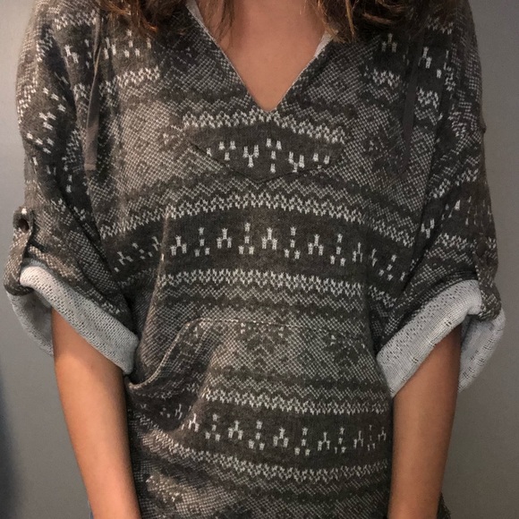 Poncho Jacket Half Sleeve - Picture 2 of 5